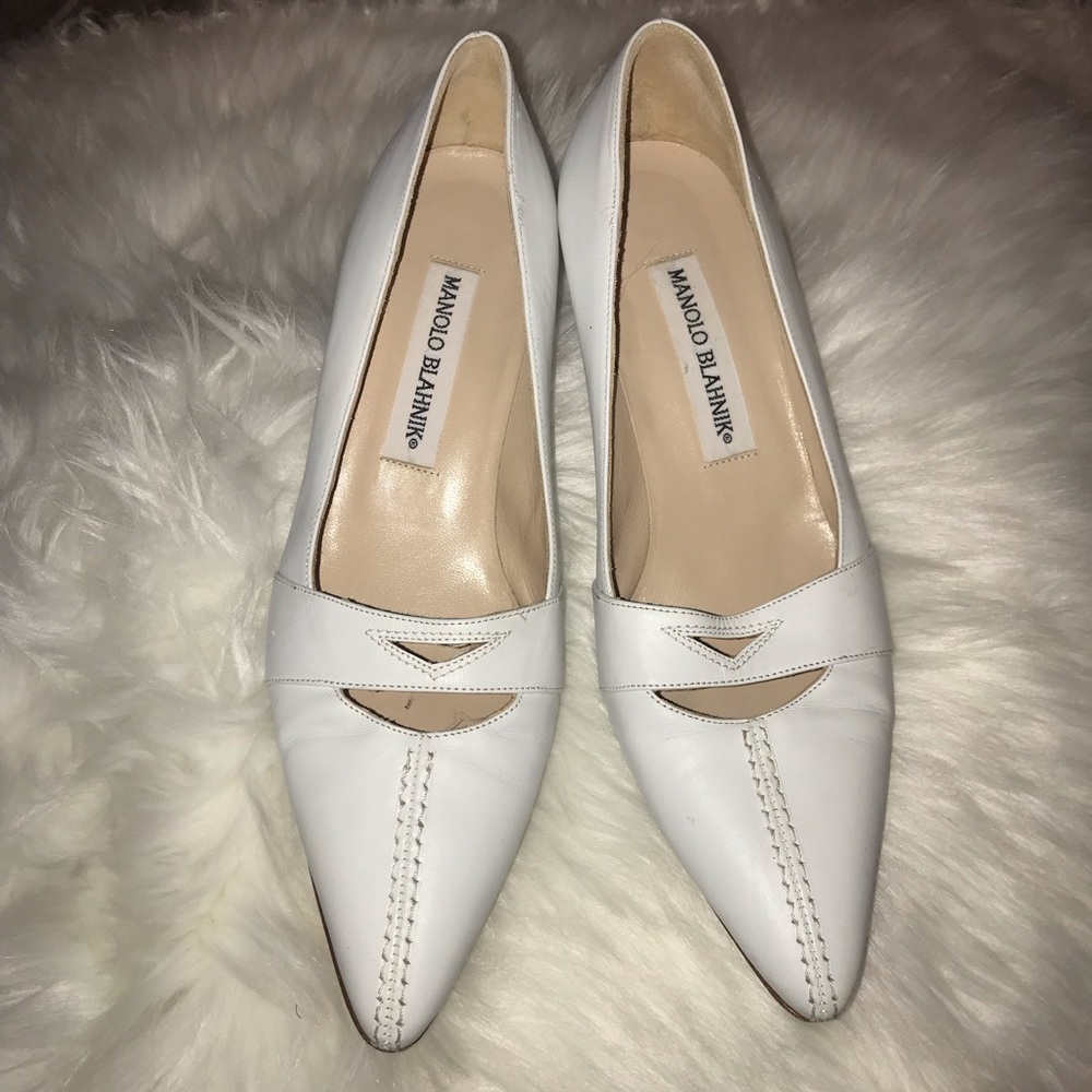 Monolo Blahnik white Heels EUC